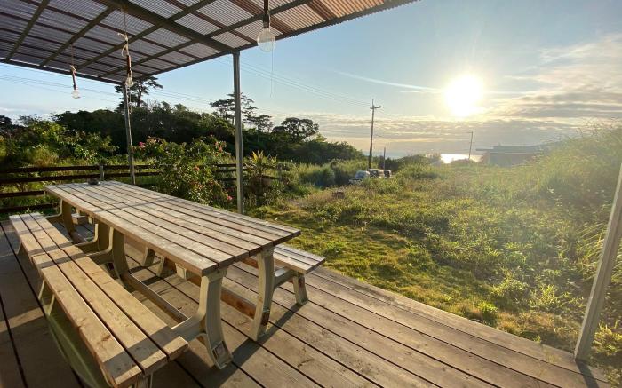 Yellow Submarine Guesthouse Okinawa