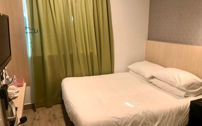 Yes Luxury Hotel