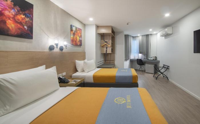 JET Hotel