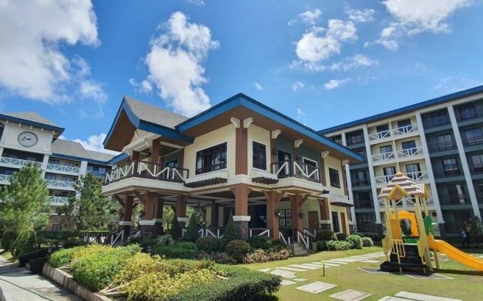 Summer10th Pinesuites Scandi Minimalist Deluxe