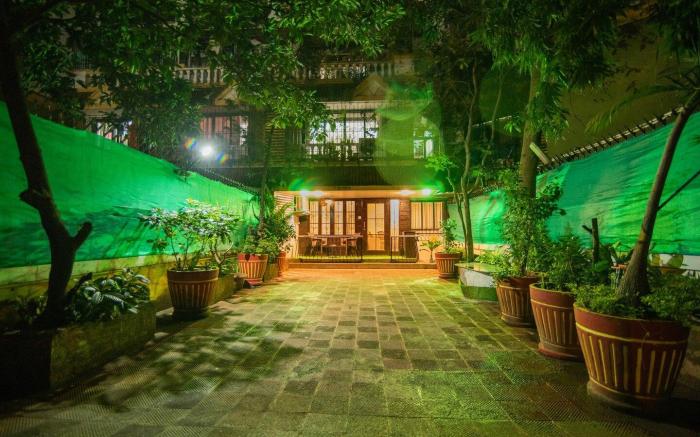 Newly Decor 2 BHK Vila nr Bombay Exhibition 