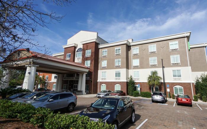 Holiday Inn Express Hotel & Suites Savannah - Midtown By IHG