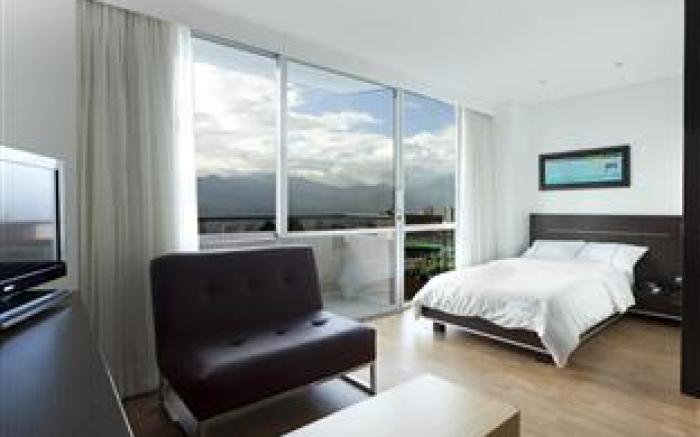 Sky Medellin Hotel