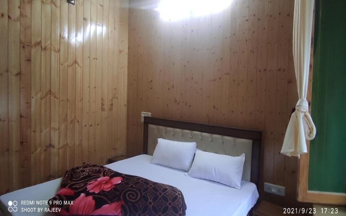 Hotel O Kamal Guest House Tirthan