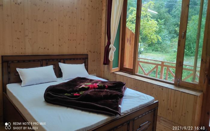 Hotel O Kamal Guest House Tirthan