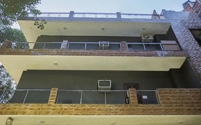 Hotel O Kashish Residency Near Model Town Metro Station