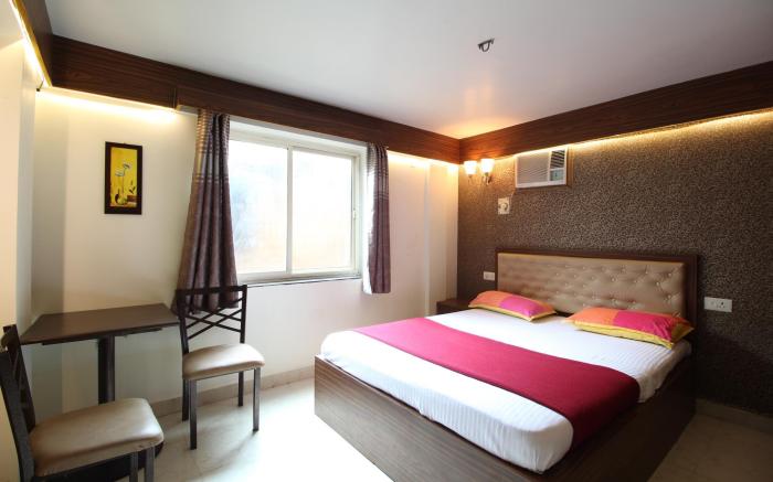Round Cube Guest House