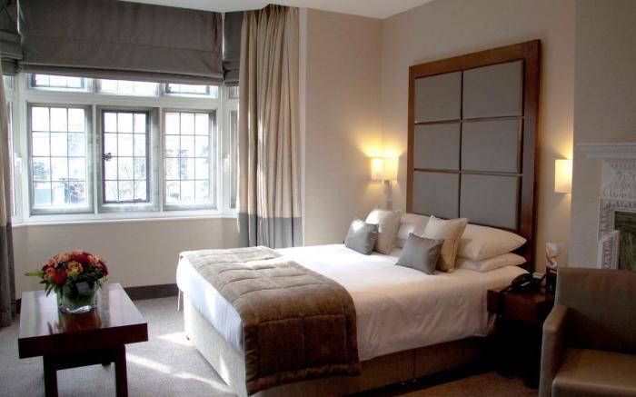 Wellington Hotel by Blue Orchid