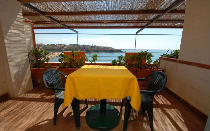 Hotel Baia Del Sorriso