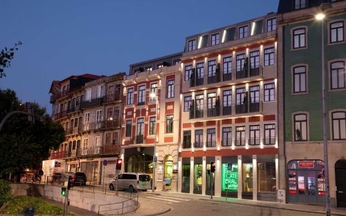 Se Catedral Hotel Porto, Tapestry Collection by Hilton