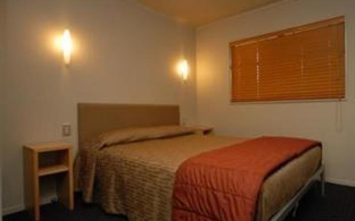 Bentleys Motor Inn