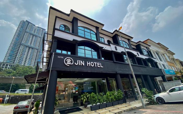 Jin Hotel
