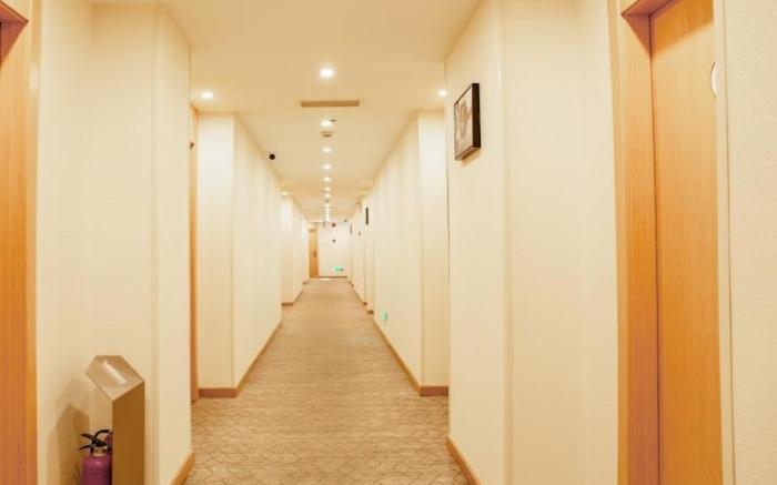 Green Tree Inn Shanghai Songjiang District Songdong Business Hotel