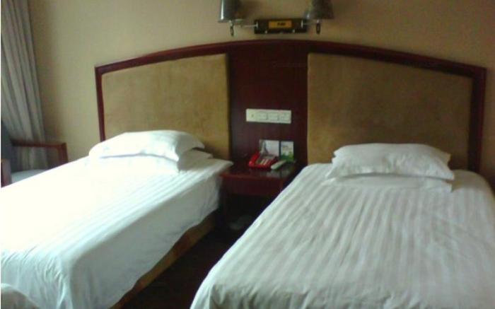 Yiwu Bairui Grand Hotel
