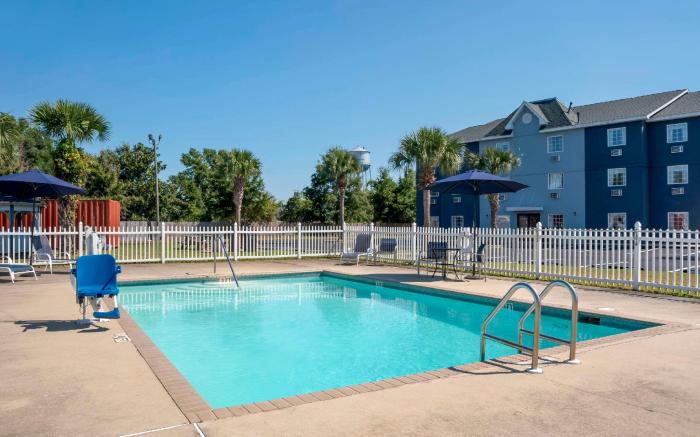 Comfort Inn Pensacola near NAS Corry Station