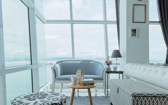 The Million Dollar Seaview Home @ Two Rooms Sea View