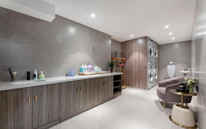 Atour Light Hotel Dalian Xian Road Henglong Shopping Center