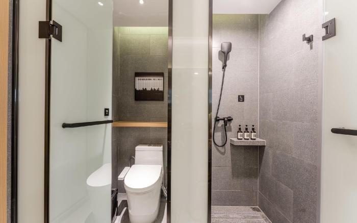 Atour Hotel Shanghai West Gaoke Road Metro Station