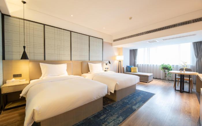 Starway Hotel Weifang Taihuacheng Railway Station