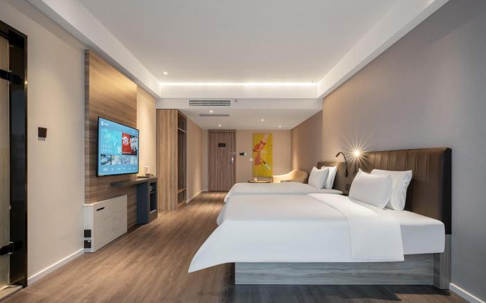 Hanting Hotel Jinan West Station Zhanqian Square