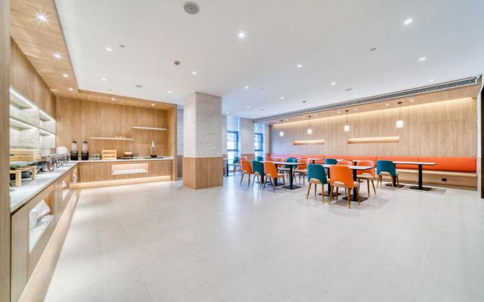 Hanting Hotel Shaoxing Binhai Commercial Center