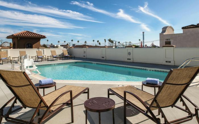 Courtyard by Marriott Santa Cruz