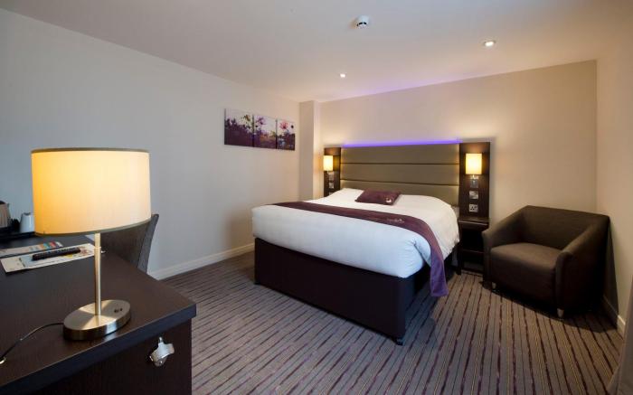 Premier Inn Leeds City Centre - Whitehall Road