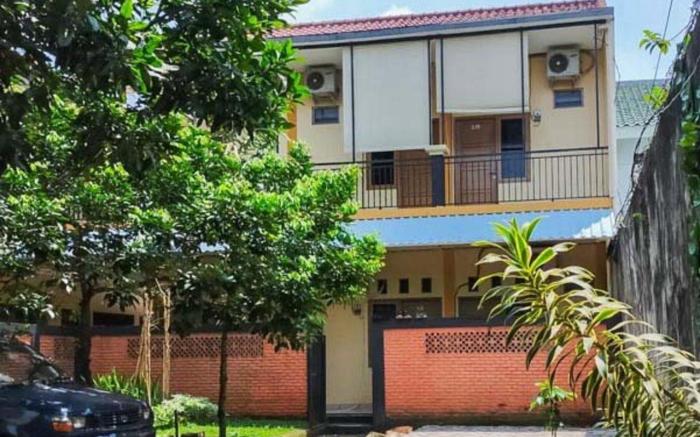 Kostawira Syariah Bintaro Mitra RedDoorz