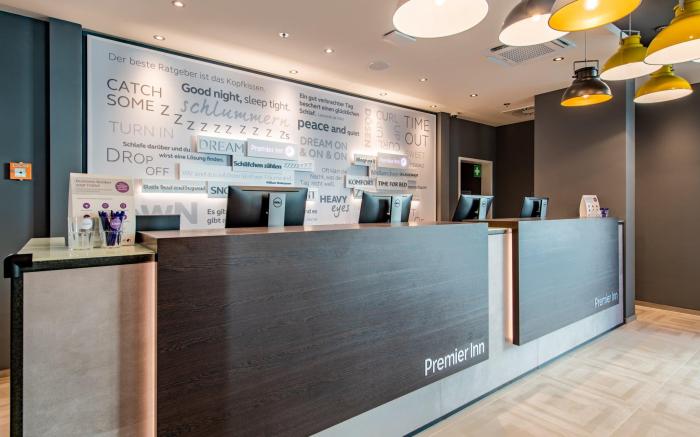 Premier Inn Stuttgart City Centre