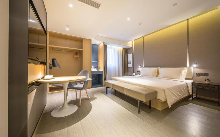 Atour Hotel Wuxi Railway Station Chunshen Road