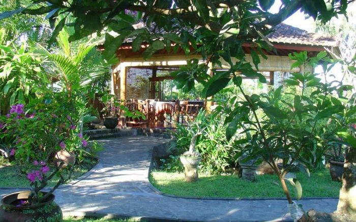 Cabe Bali Bungalows
