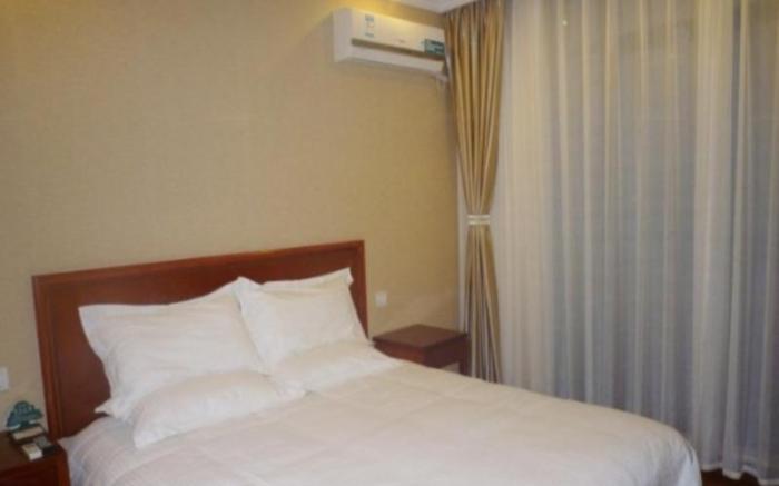 GreenTree Inn Jiangsu Wuxi Meiyuan Kaiyuan Temple Subway Master Station Express Hotel