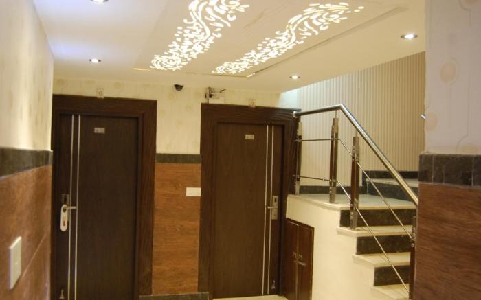 Diamond Plaza Hotel