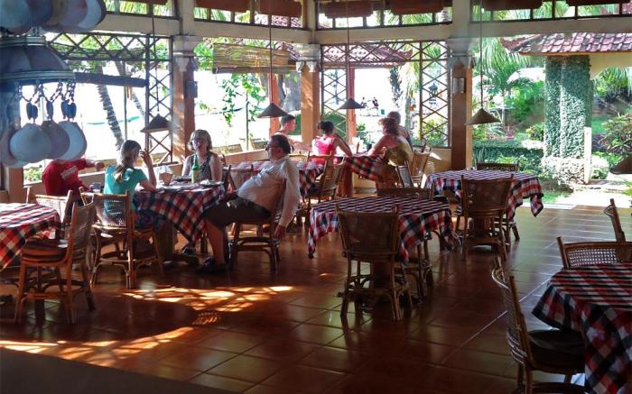 Lovina Beach Hotel