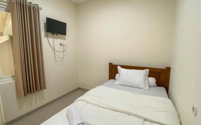 Nipa Guest House near Universitas Widyagama Mitra RedDoorz
