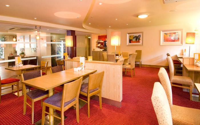 Premier Inn Birmingham Hall Green