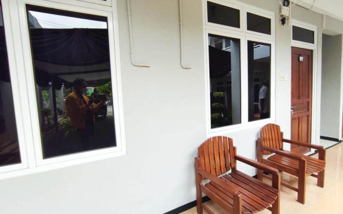 RedDoorz Syariah near Alun Alun Purwokerto 2