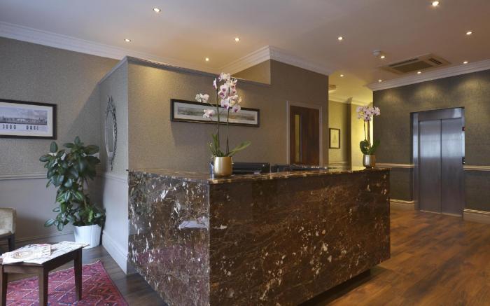 Princes Square Hotel