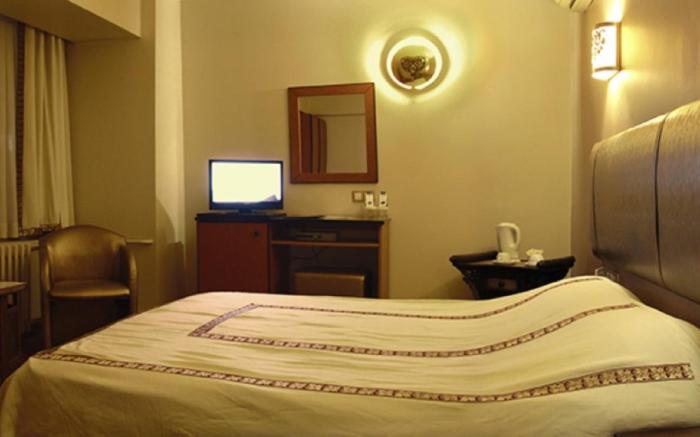 Artic Hotel