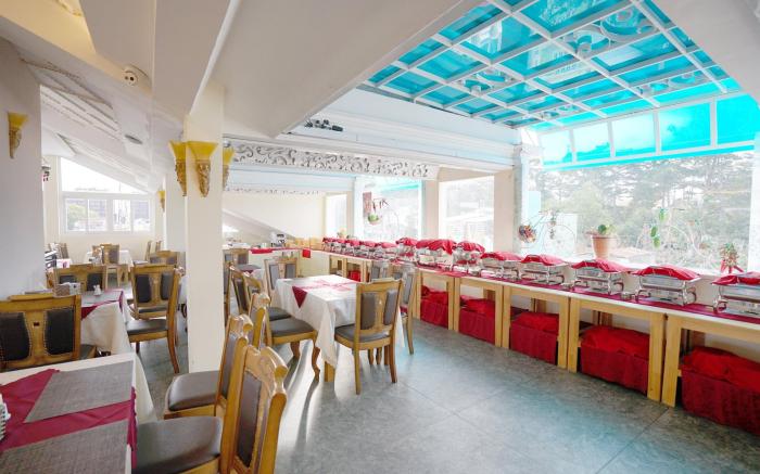 Dream Luxury Hotel