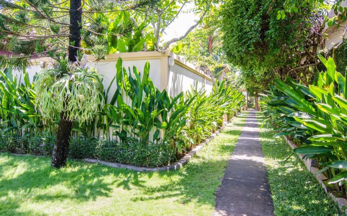 Heliconia Villa
