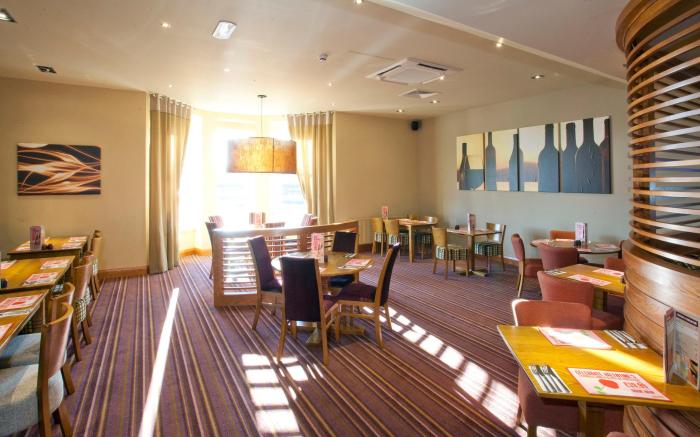 Premier Inn Inverness West