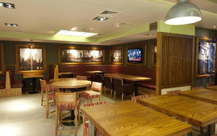 Premier Inn Stratford-Upon-Avon Central