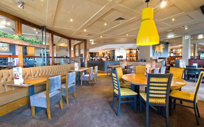 Premier Inn Livingston - M8 Jct3