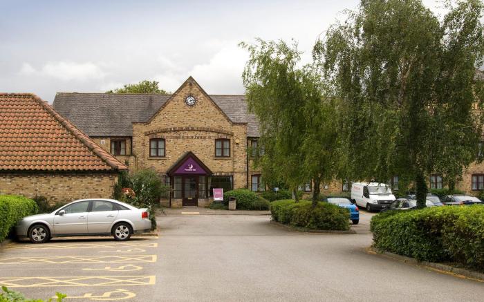 Premier Inn Hull West