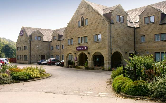 Premier Inn Huddersfield North