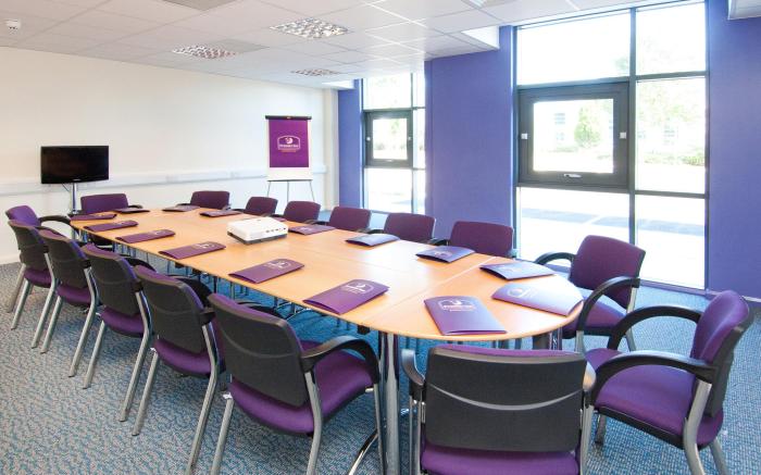 Premier Inn London Gatwick Airport - Manor Royal