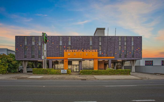Central Court Warrnambool