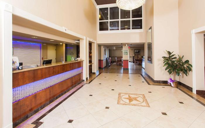 Best Western Plus Georgetown Inn & Suites