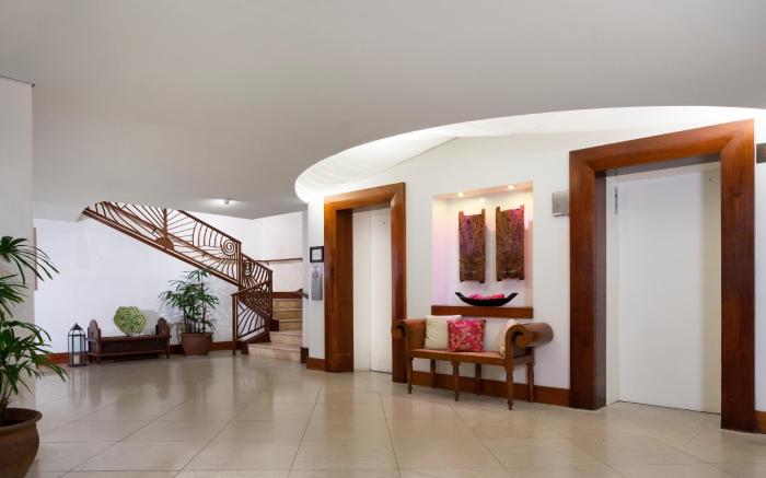 Lotus Honolulu Hotel